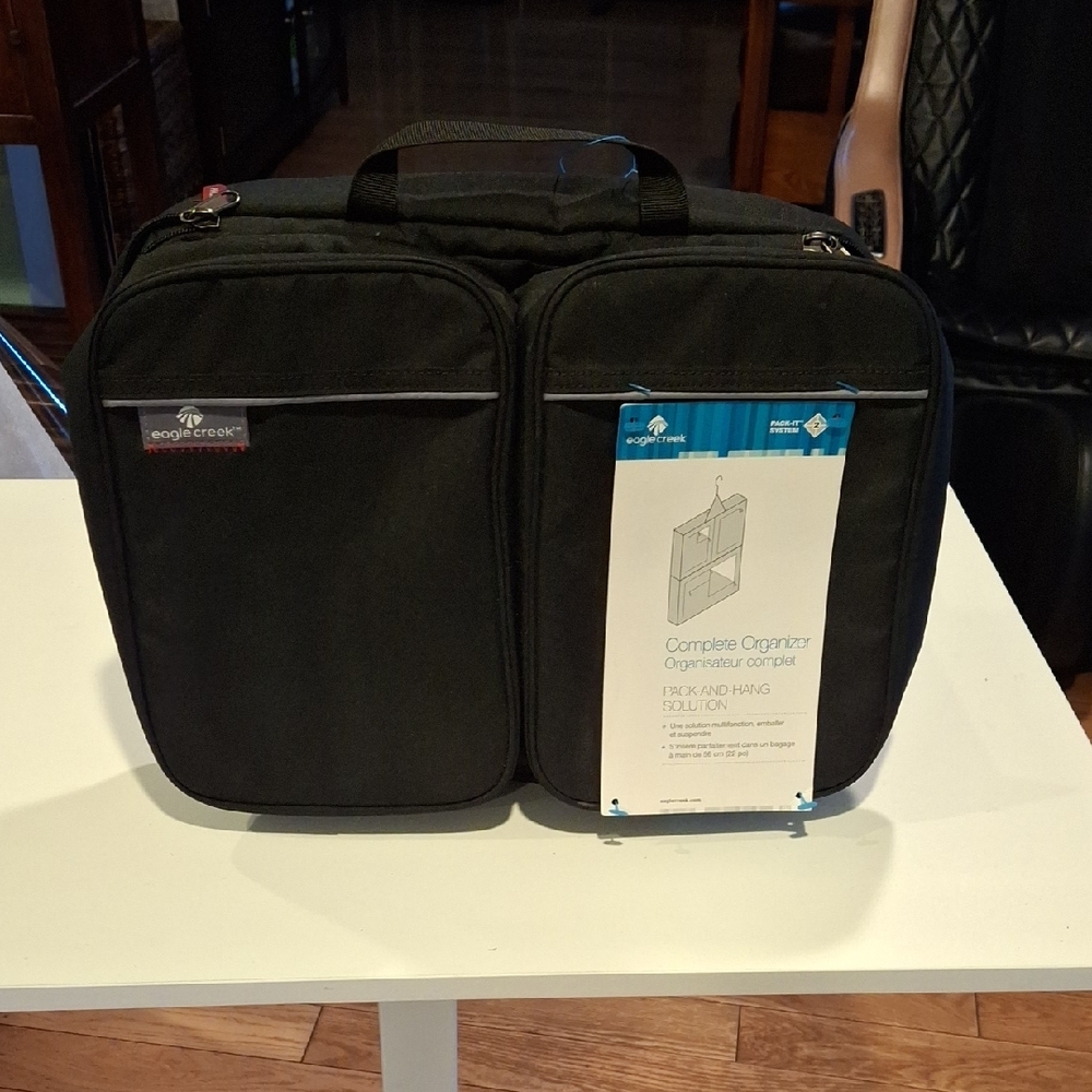Eagle Creek  Complete Organizer Black Organizer Bag Pack And Hang Solution